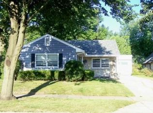 202 S Virginia Ave, Mason City, IA 50401