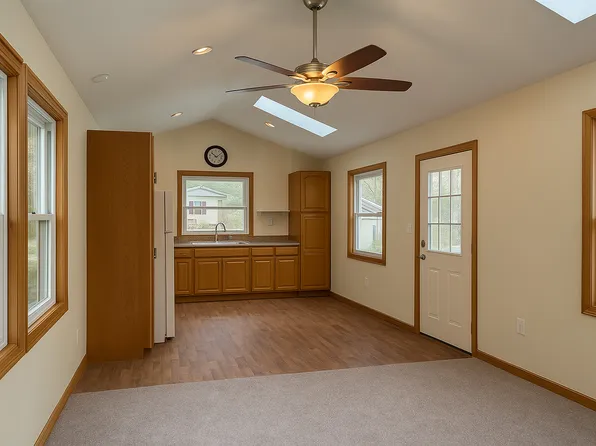17 Hillside Terrace, Killingly, CT 06239
