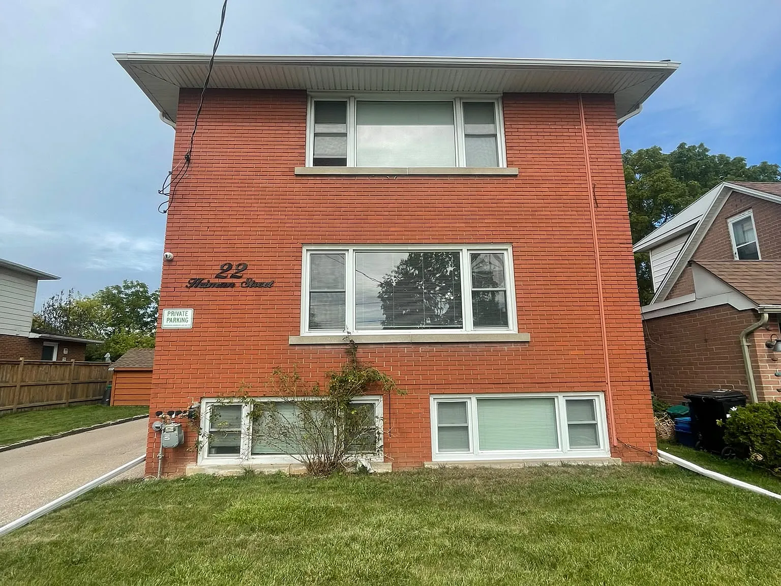 2 bed, 900 sqft, $1,800 — Photo 1