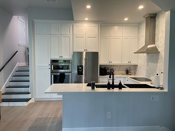 4th image of 702 Seaboard Pl