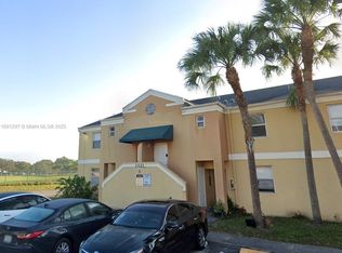 Villas At Circles Edge Co, Lauderhill, FL 33313