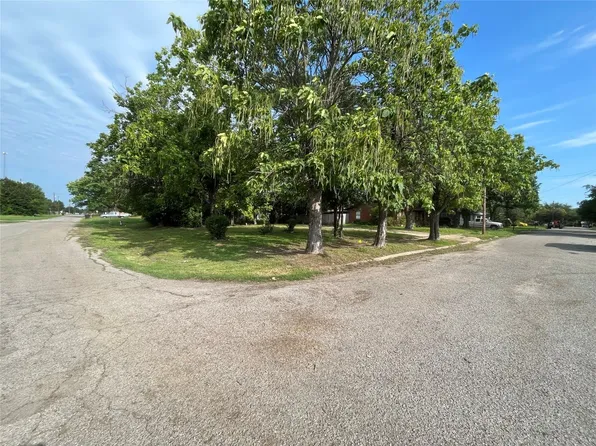 1020 S Lake, Cooper, TX 75432