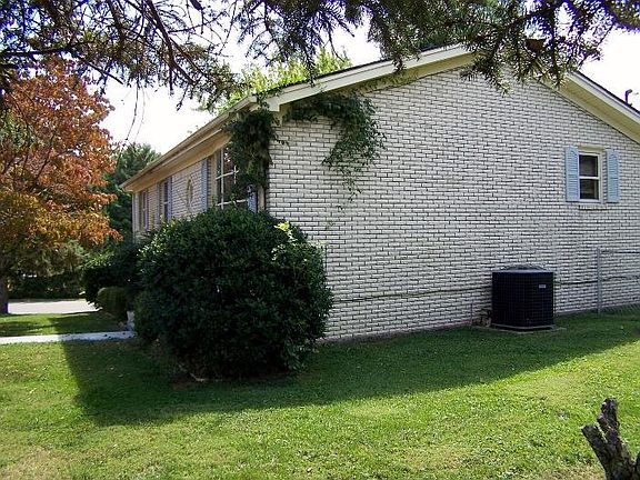 2nd image of 509 Martin Dr