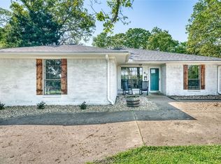47 Lakefront Dr W, Normangee, TX 77871