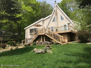 2558 Waterfront Dr, Tobyhanna, PA