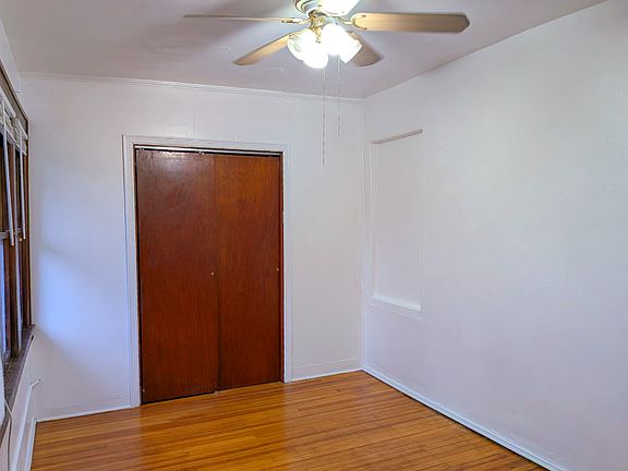 2nd image of 542 Highland Ave SW #2