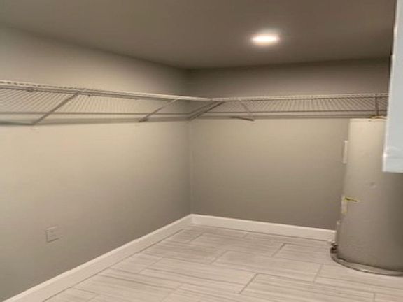 3rd image of 10125 Lanehart Rd #1