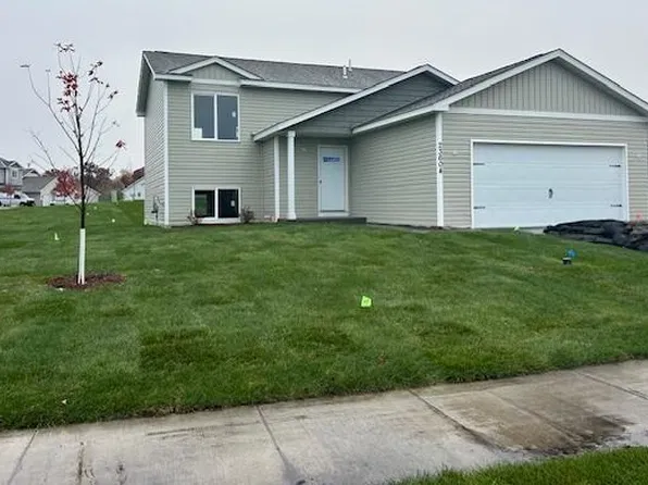 23604 Lily St NW, Saint Francis, MN 55070