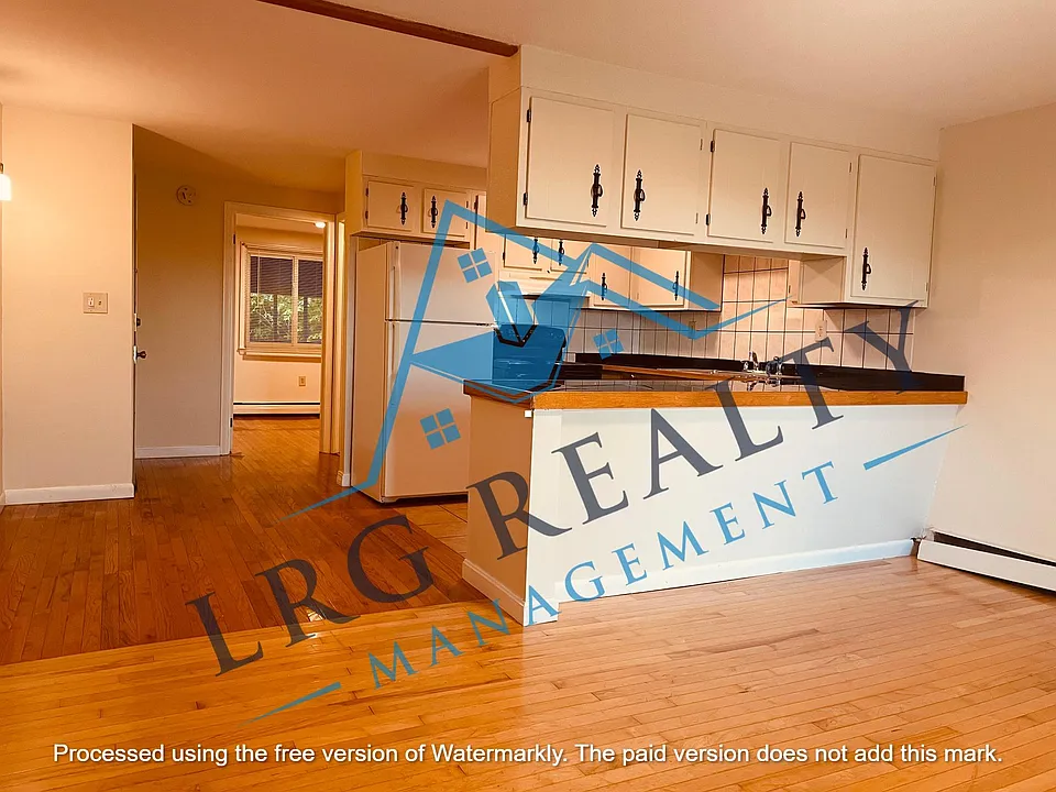 17 Walter St #11