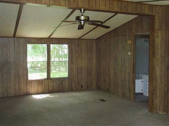 View front entry door