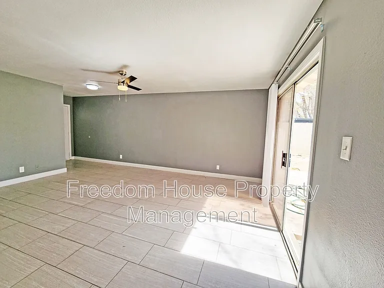 5409 Mountain View Dr — Photo 6