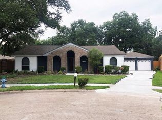 7026 Hidden Arbor Ln, Houston, TX 77040