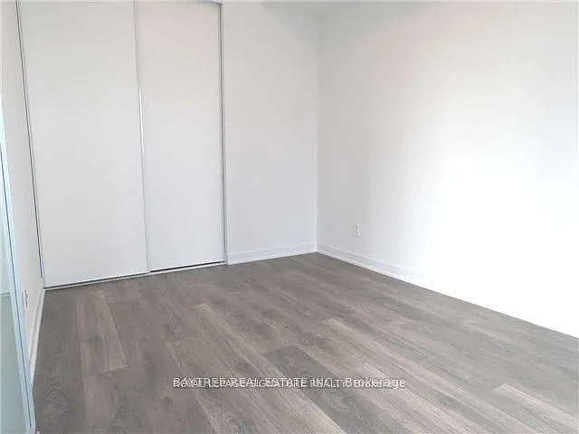87 Peter St #2016 — Photo 3