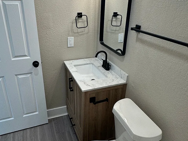 1462 Hamlet Ave #5 — Photo 12