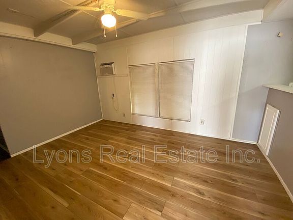 4th image of 2212 Cantor Ln