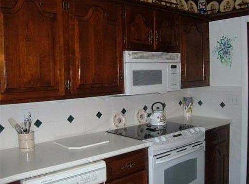 4th image of 74 Woodcliff Dr