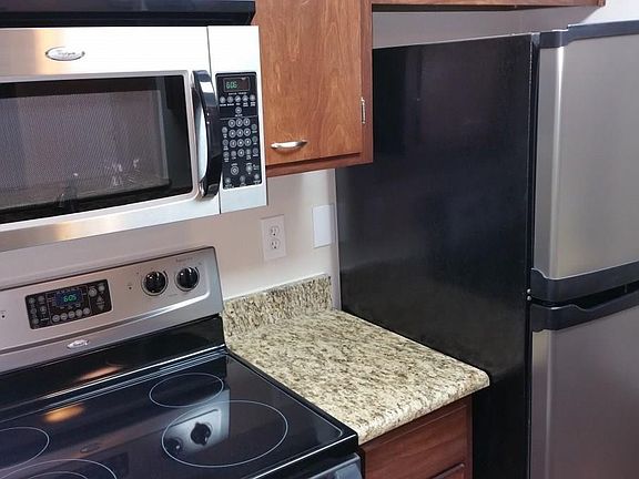 5th image of 2806 Escada Dr APT 104