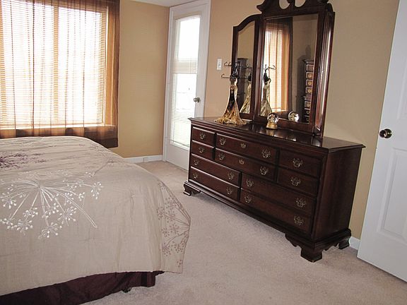 3rd image of 1030 N Harrison Ave APT 306
