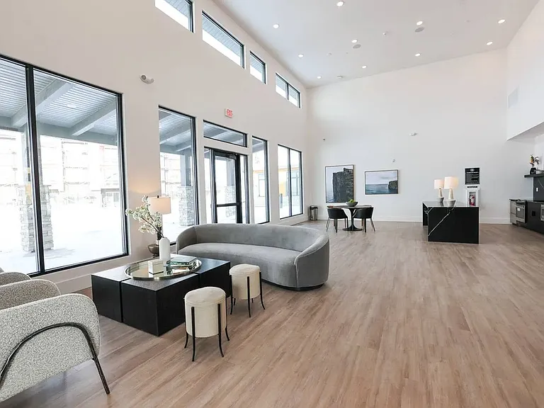 Northgate Apartments — Photo 14