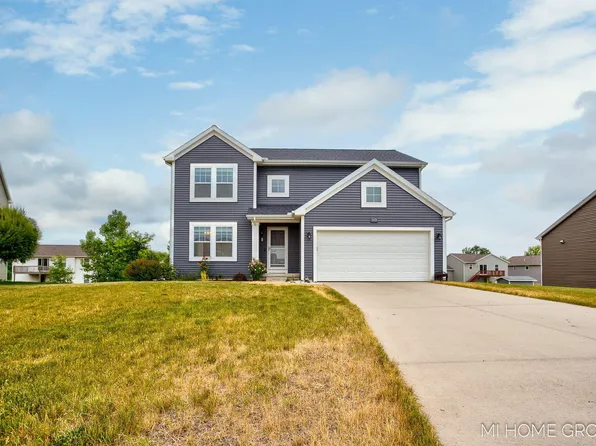 2431 Green Rush Ln, Zeeland, MI 49464
