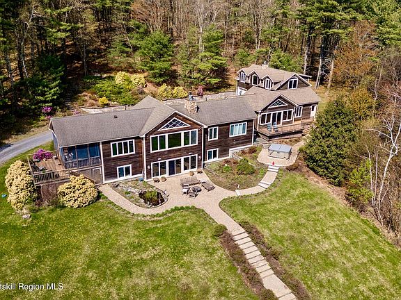 5th image of 25 Rockledge Road
