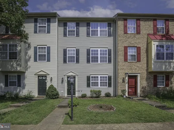 506 Kensington Dr, Fredericksburg, VA 22405