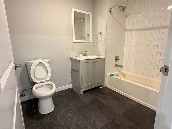 5th image of 188 Lafayette St #104