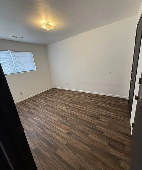 1104 S Wines St #A — Photo 5