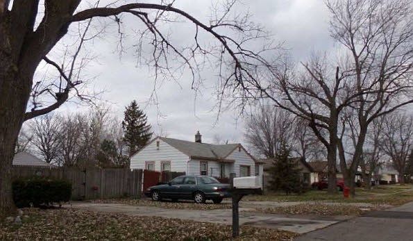 2nd image of 16120 Ziegler St