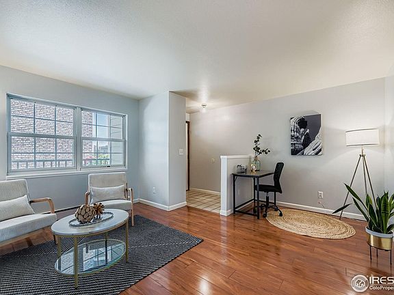 3rd image of 1346 Sunset St #15