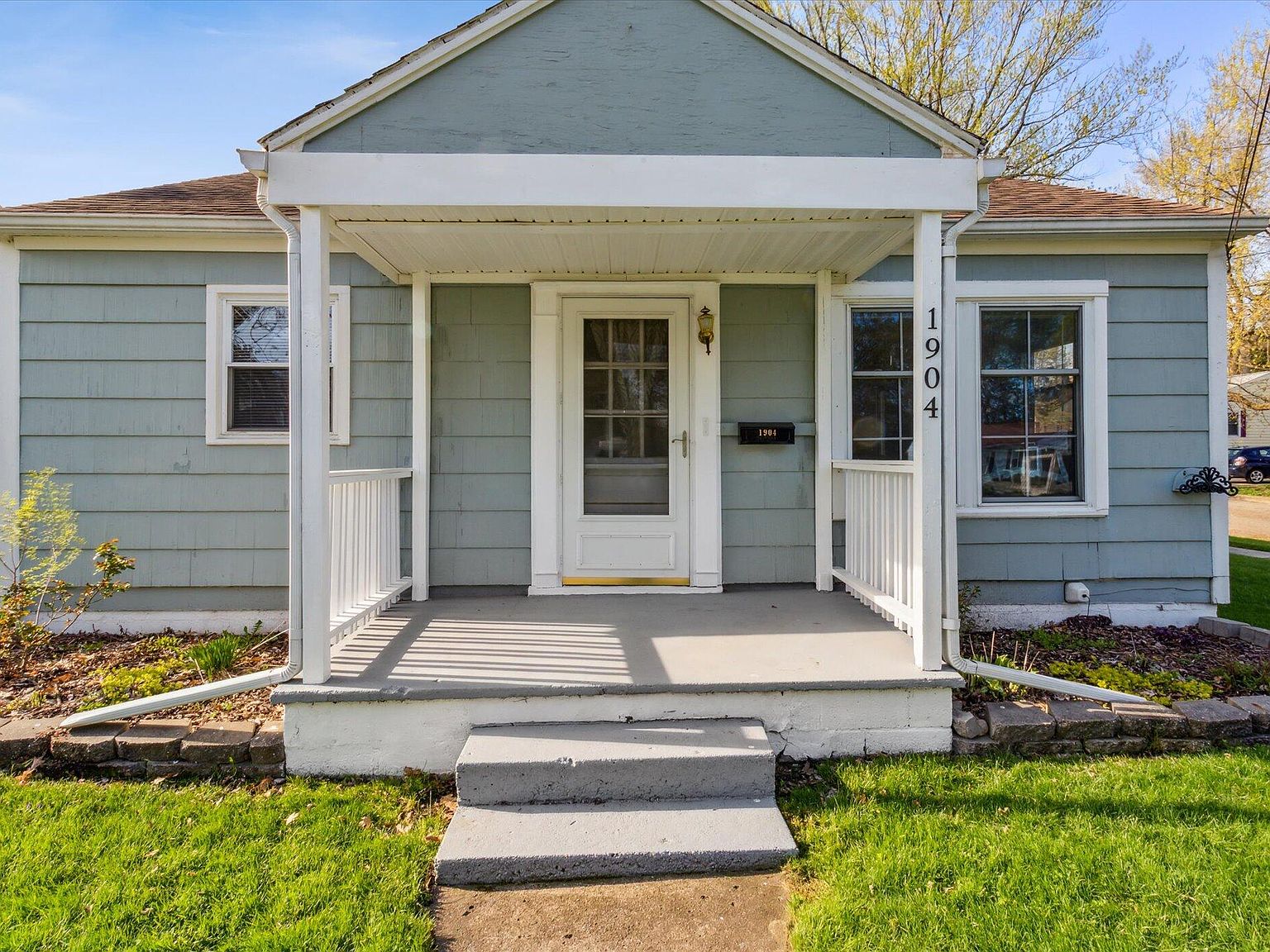 1904 Cambridge Dr, Kalamazoo, MI 49001 Zillow