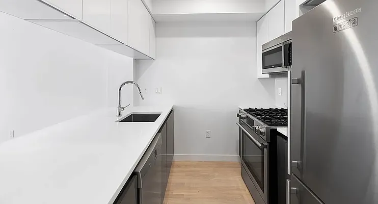 Rented by REAL New York | media 44