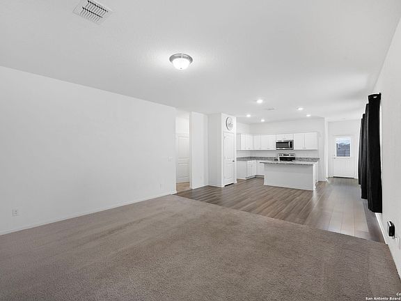 4th image of 5302 HICKORY PLACE