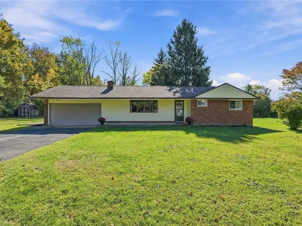 3763 Lujon Dr, Dayton, OH 45431