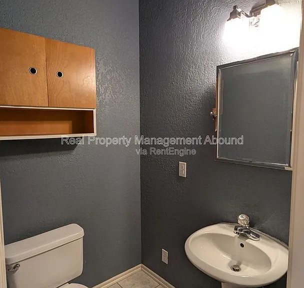 1224 W 112th Dr S — Photo 9