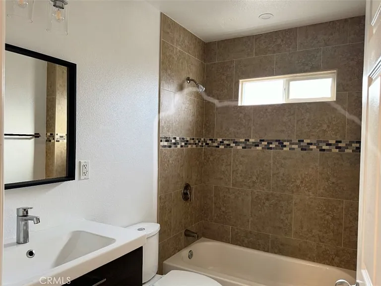 847 W Gage Ave — Photo 30