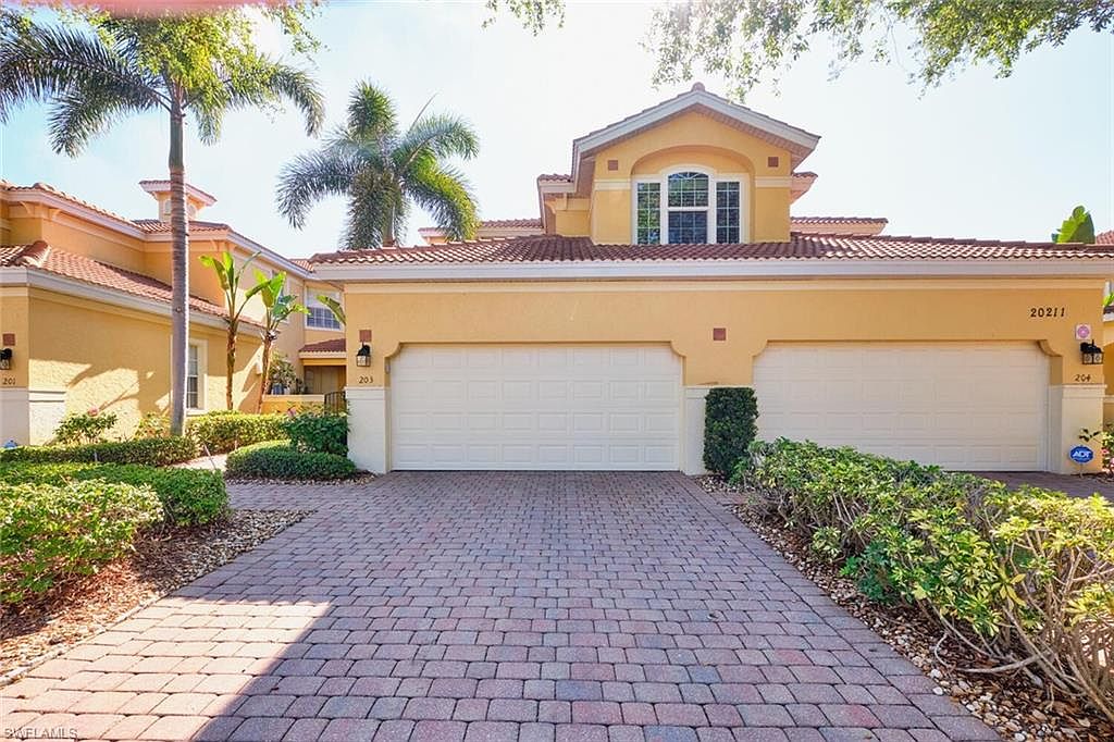 20211 Burnside PL #203