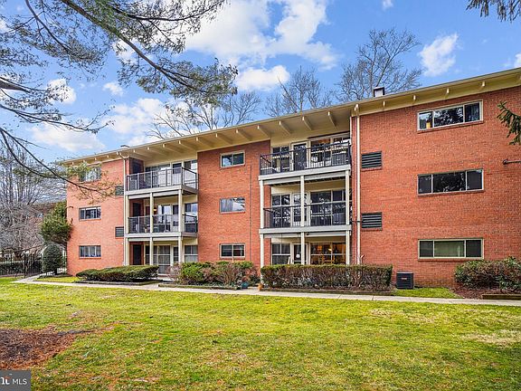 5th image of 3417 University Blvd W APT 302