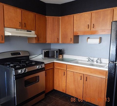 5th image of 2749 W 89th St