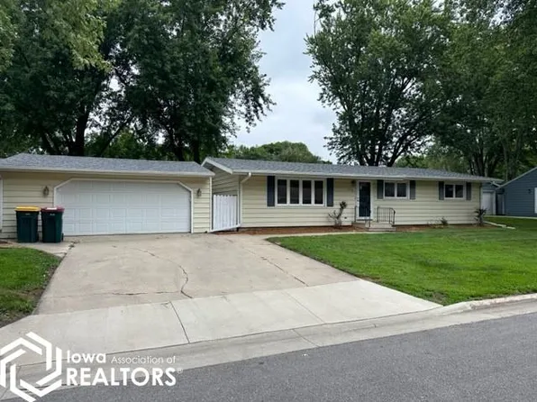 406 W Overmeyer Dr, Algona, IA 50511
