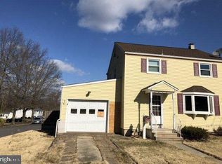 150 Carmen Ave, Trenton, NJ 08610