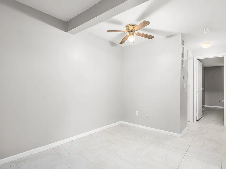 2888 Cleveland Ave — Photo 7