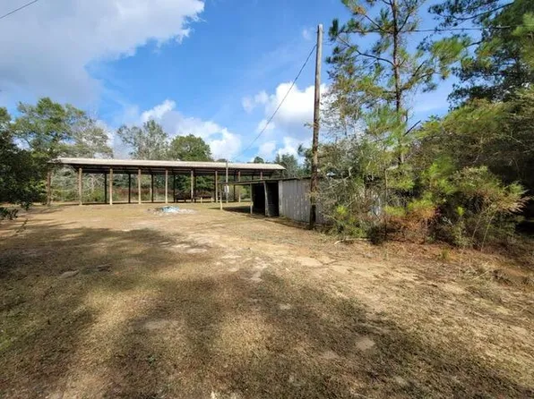 7816 Harper Rd, Laurel Hill, FL 32567