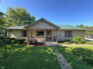 208 E Washington St, Waynetown, IN 47990