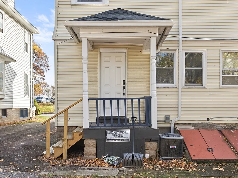 1545 South Ave — Photo 20