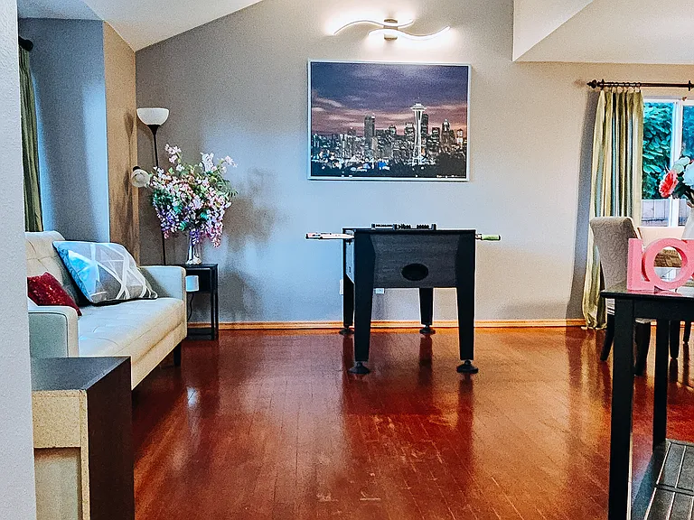 1800 Dayton Ave NE — Photo 8