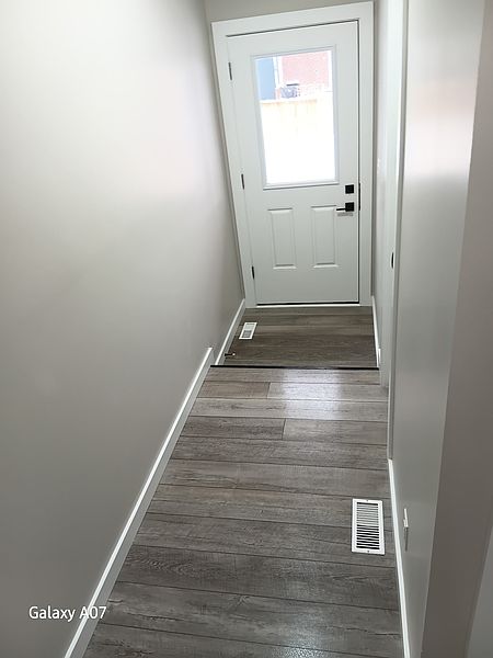 Winnipeg Apartment for rent - 3 Bedrooms — photo 4