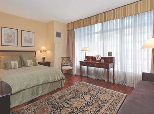 250 E 54th St APT 10B, New York, NY 10022