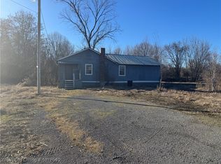 1204 S Arkansas Ave, Van Buren, AR 72956