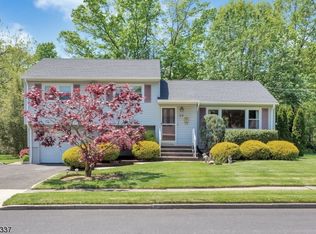 46 Nottingham Rd, Fair Lawn, NJ 07410